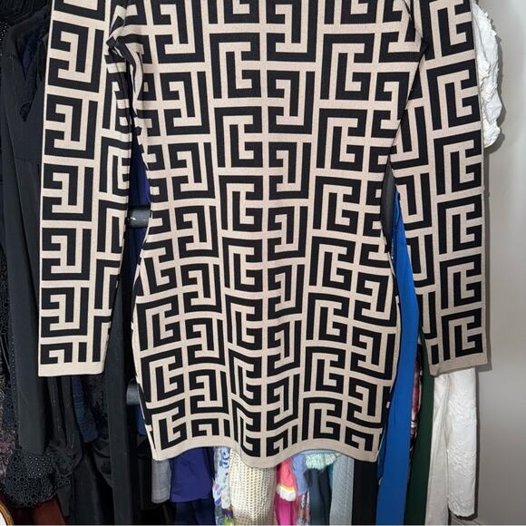 Balmain Ivory & Noir Monogram Shoulder Pad Knit Mini Dress - Picture 8 of 17